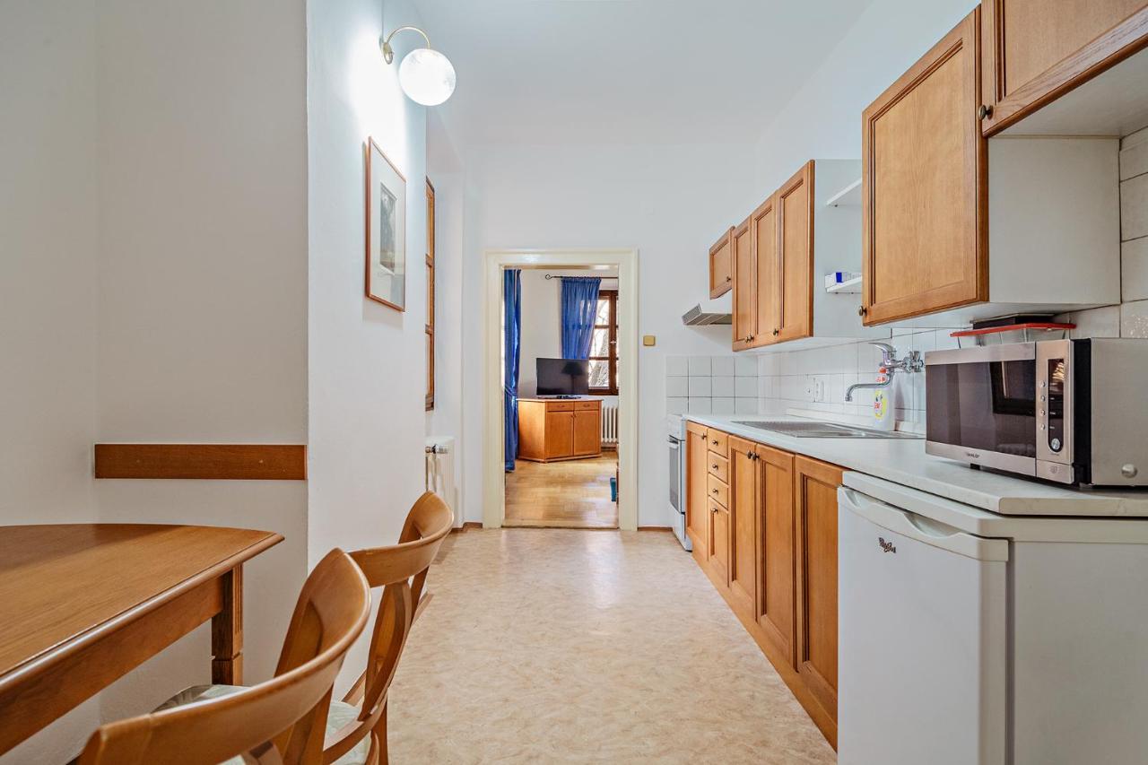 U Cerneho Medveda- At The Black Bear Apartment Prague Exterior photo