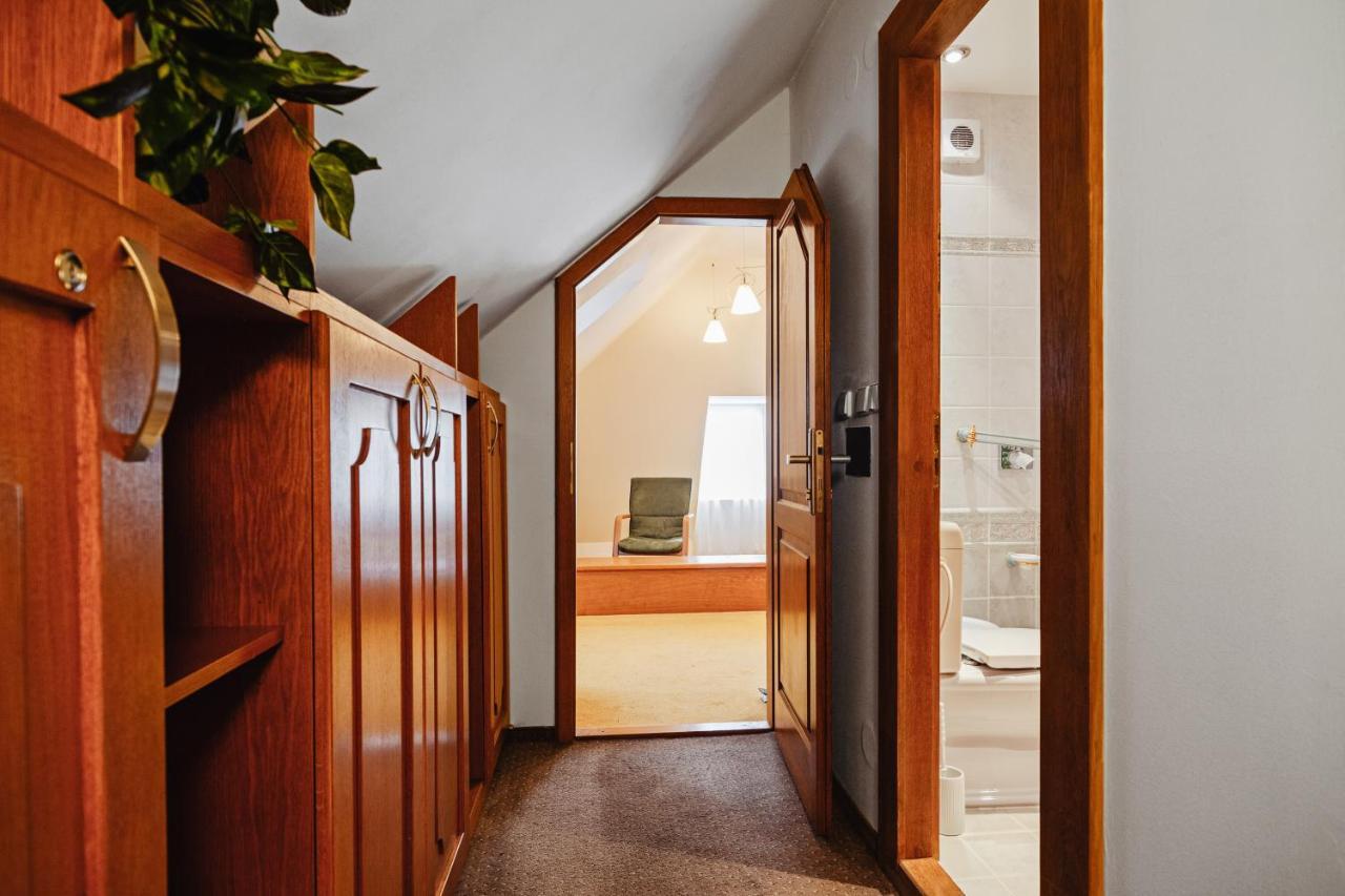 U Cerneho Medveda- At The Black Bear Apartment Prague Exterior photo