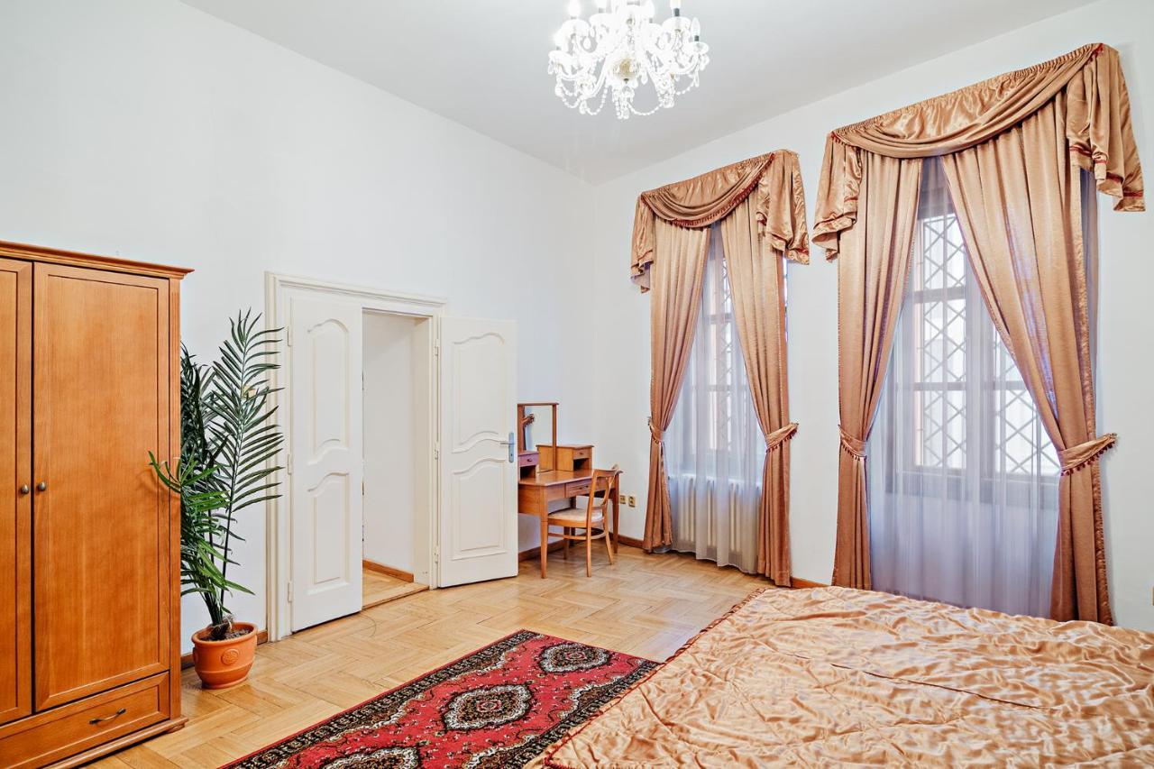 U Cerneho Medveda- At The Black Bear Apartment Prague Exterior photo